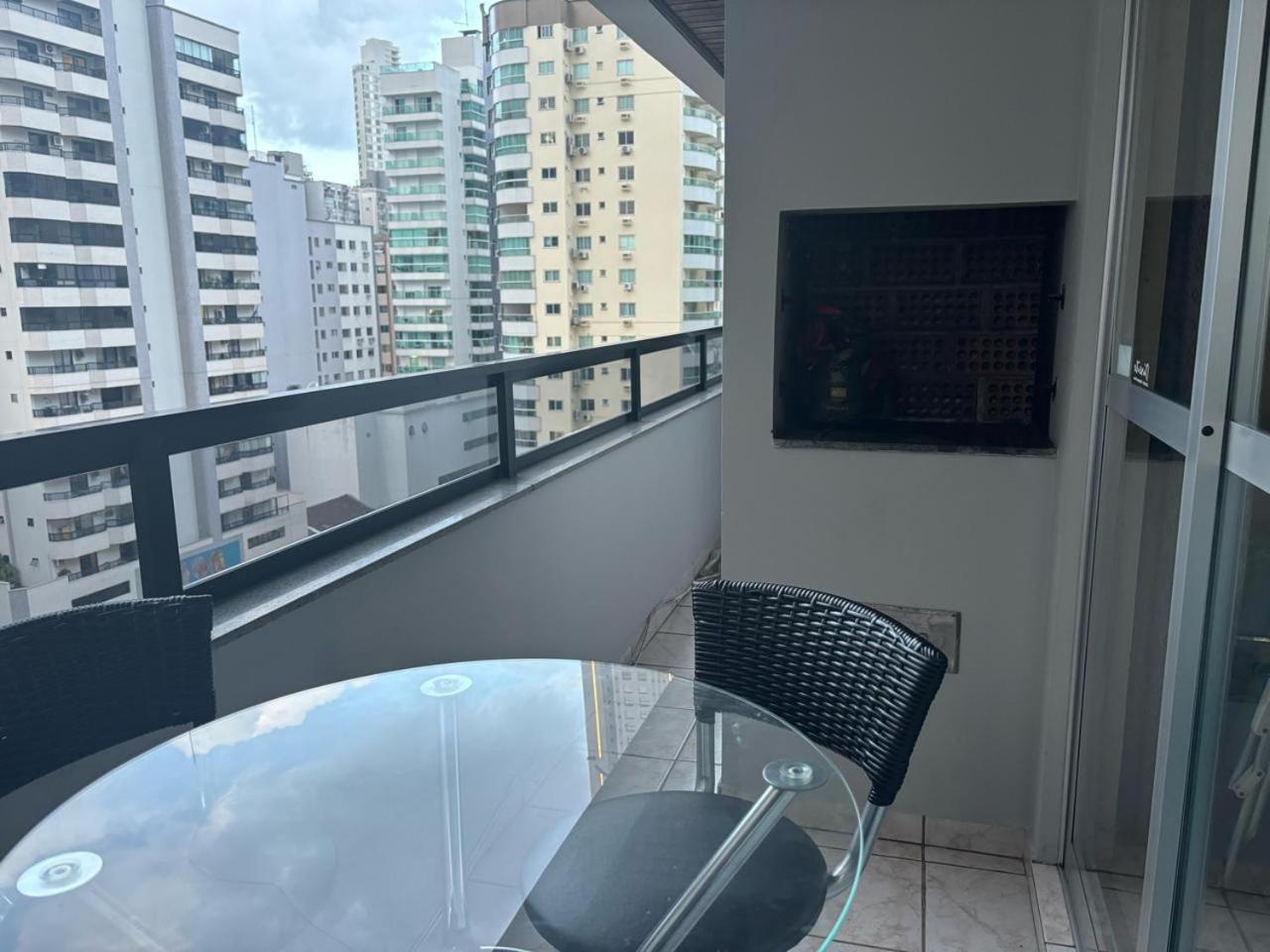 Apartamento 2 Quartos Central Diferenciado Apartman Balneário Camboriú Kültér fotó